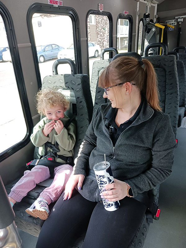 about-us-pg-mom-daughter-img Photo